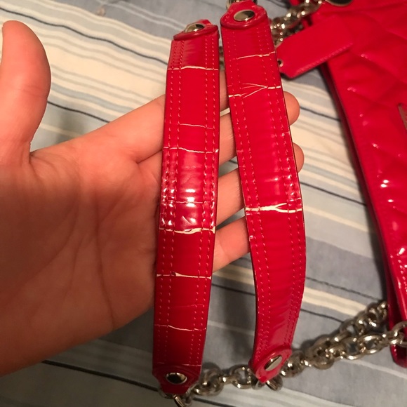 Coach liquid gloss patent leather large bag. - Picture 7 of 7